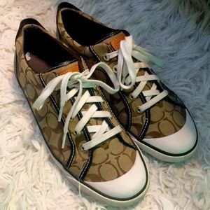Coach size 11B tan/brown/black lace up sneakers!
